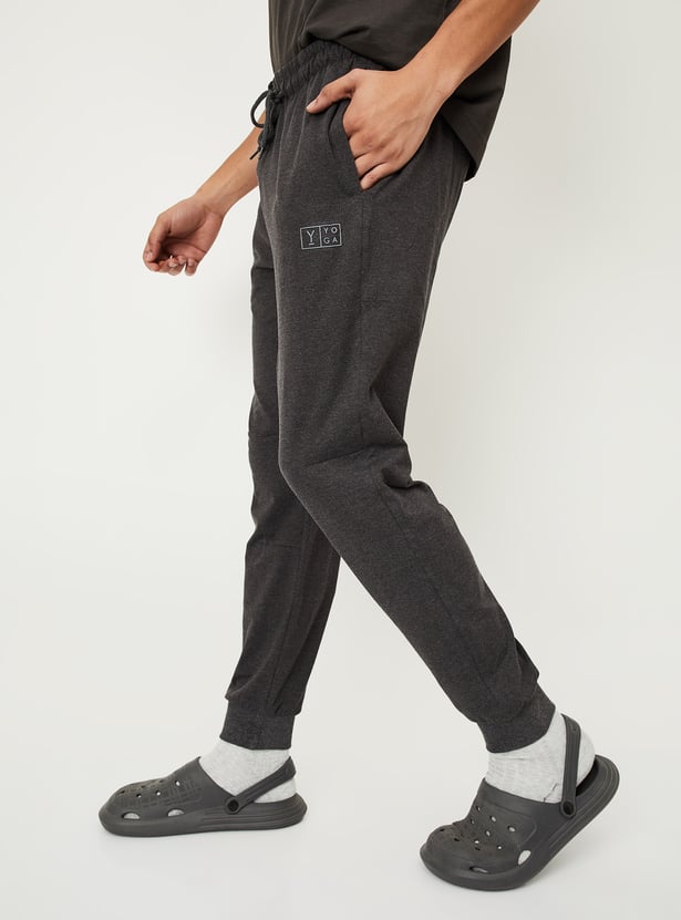 Men Solid Knit Joggers