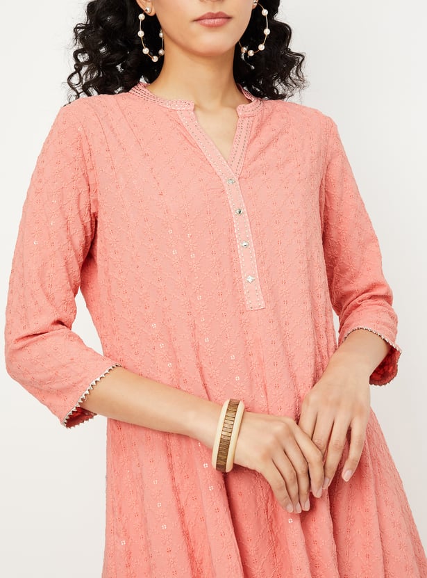 Women Embroidered Kalidar Kurta