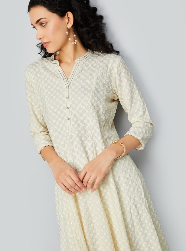 Women Embroidered Kalidar Kurta