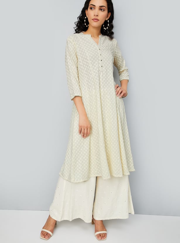 Women Embroidered Kalidar Kurta