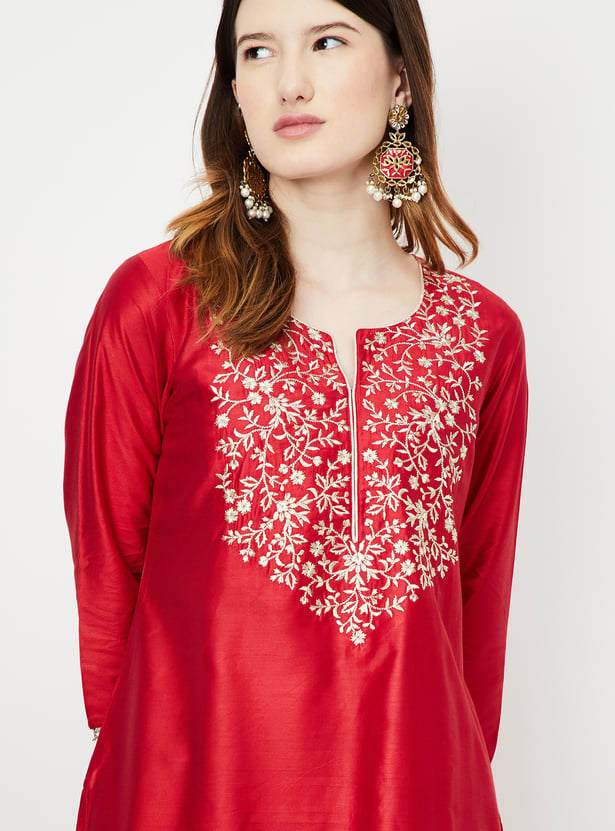 Women Embroidered Straight Kurta Set