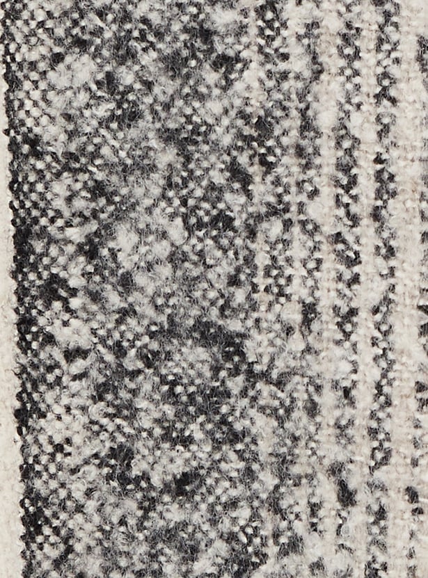 Women Textured Muffler