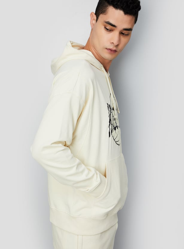 Men Embroidered Hooded Sweatshirt