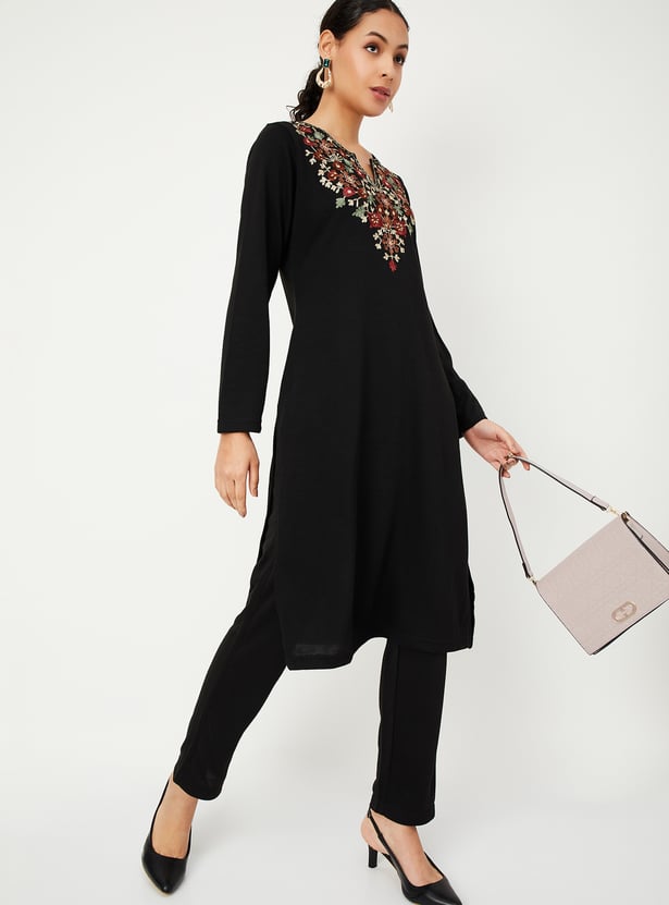 Women Embroidered Winter Kurta