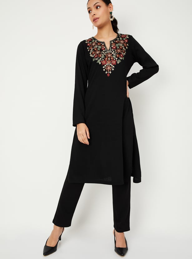 Women Embroidered Winter Kurta