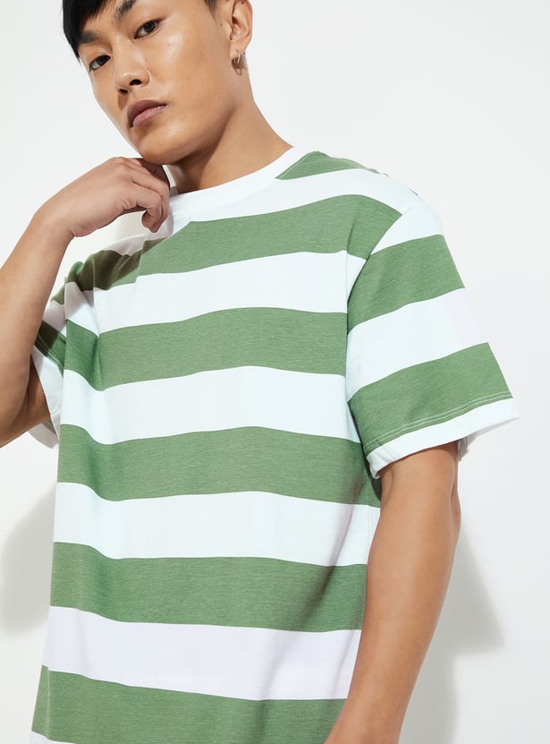 URB_N Men Striped T-shirt