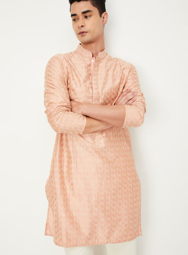 Men Embroidered Straight Kurta