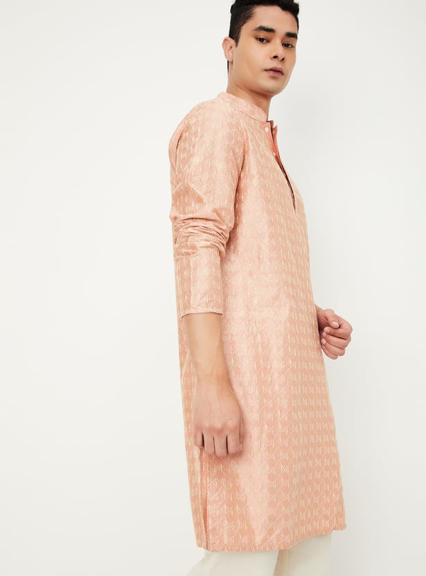 Men Embroidered Straight Kurta