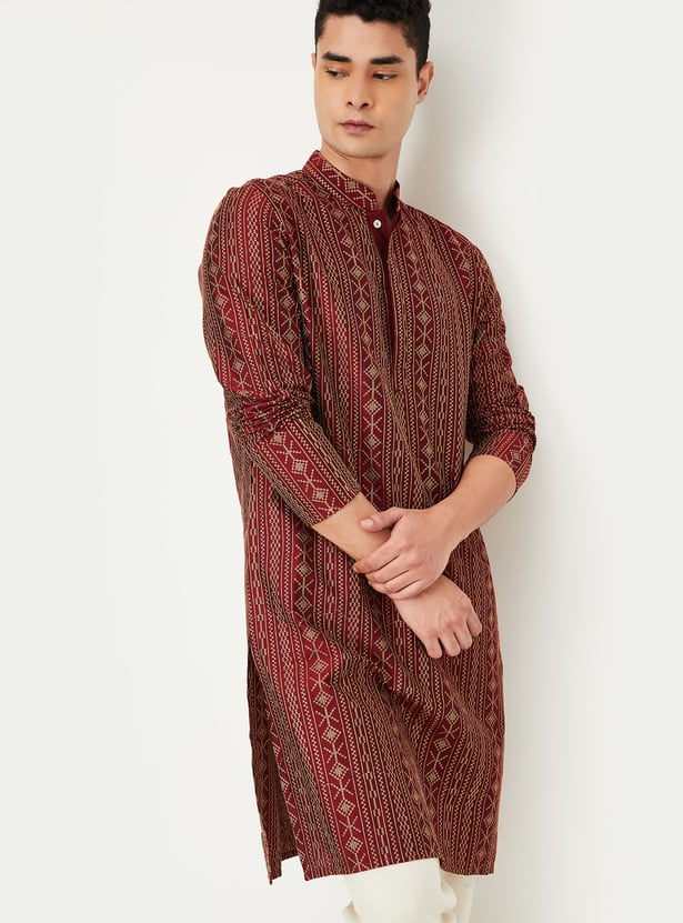 Men Embroidered Straight Kurta