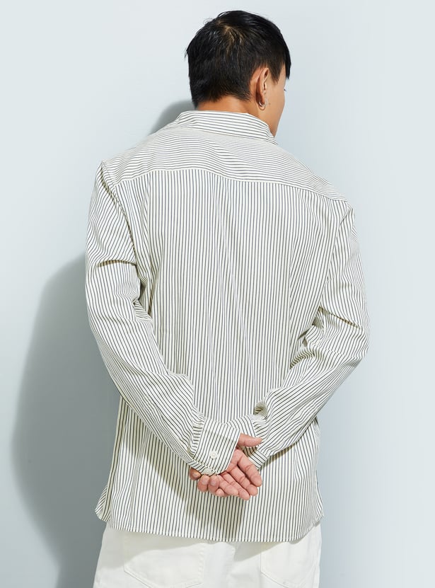 URB_N Men Relaxed Fit Striped Casual Shirt