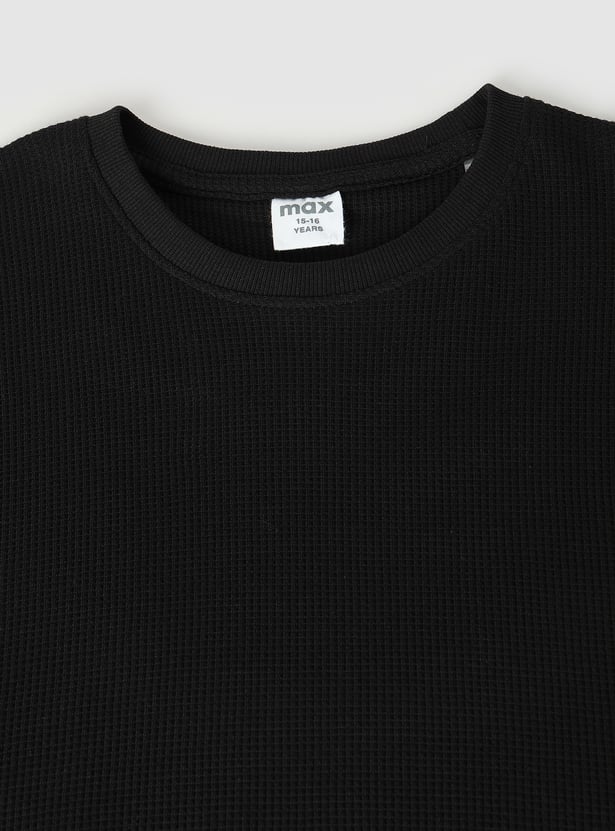 Buy Boys Textured T-shirt Online at just 1000014228281