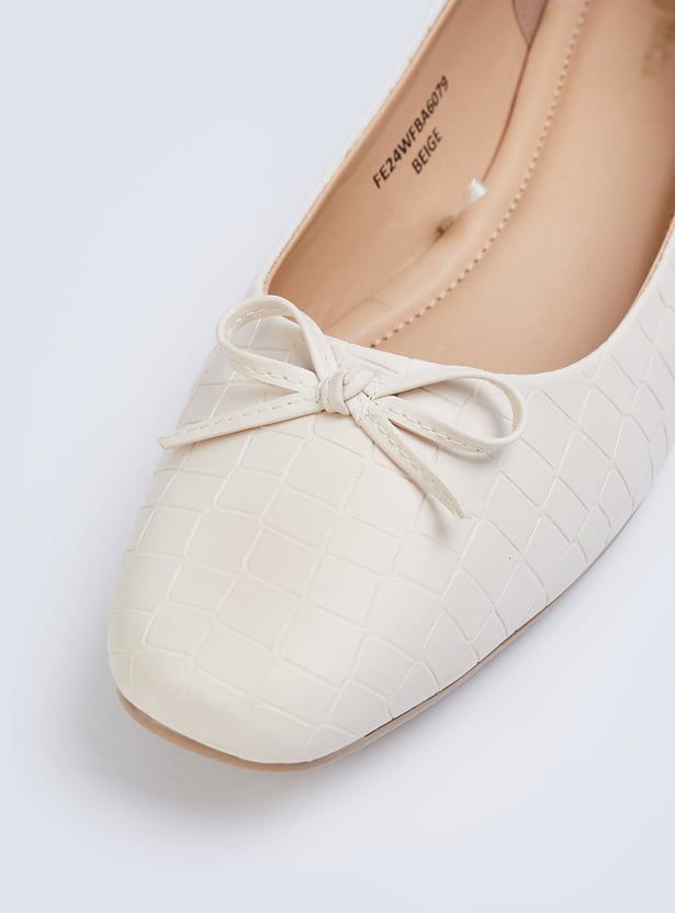 Women Textured Bow-Detailed Ballerinas