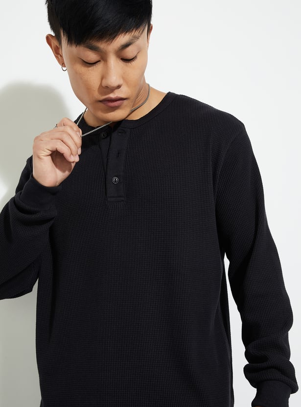 Buy URB_N Men Textured Henley Neck T-shirt Online at just Rs