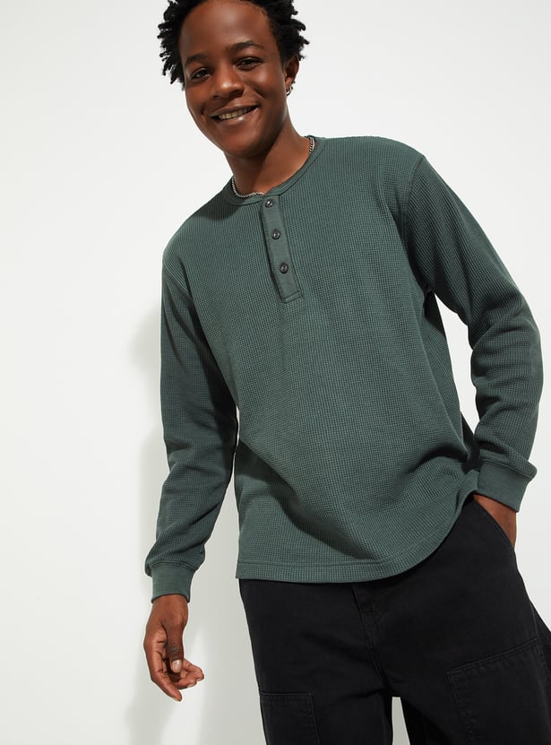 Buy URB_N Men Textured Henley Neck T-shirt Online at just Rs