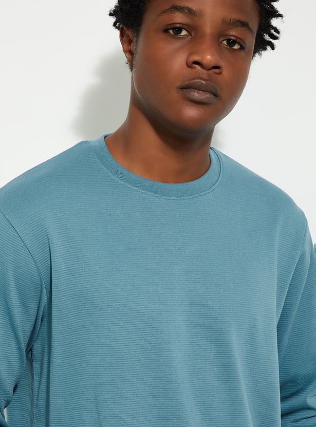 URB_N Men Regular Fit Textured T-shirt