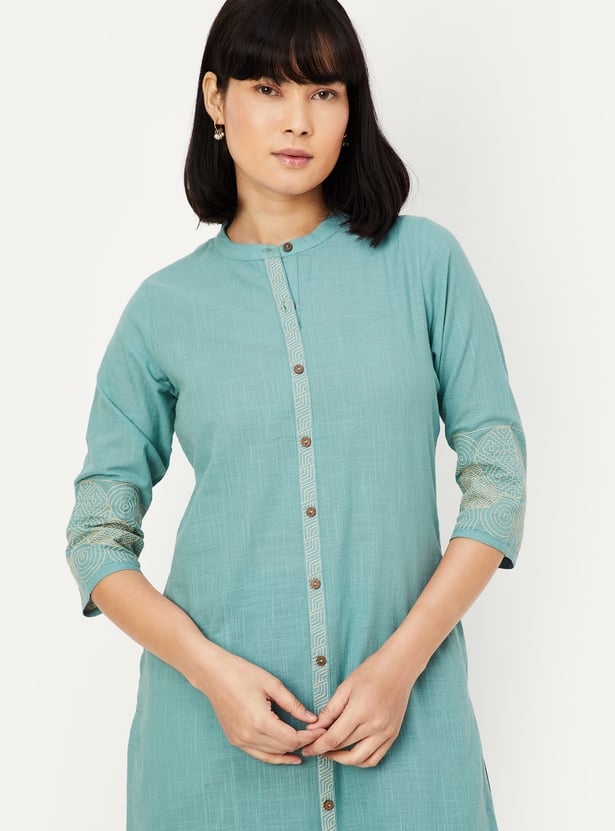 Women Embroidered Straight Kurta