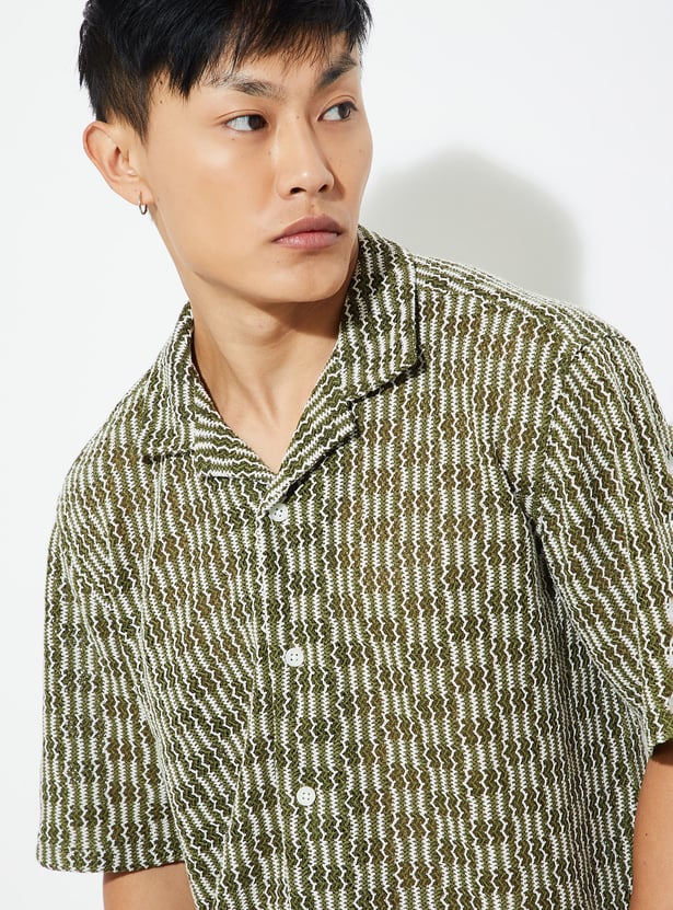 URB_N Men Relaxed Fit Lace Resort Shirt