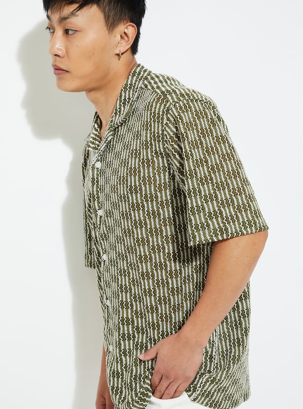 URB_N Men Relaxed Fit Lace Resort Shirt