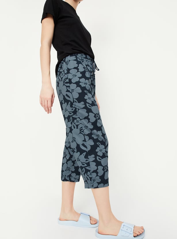 Women Floral Printed Capris