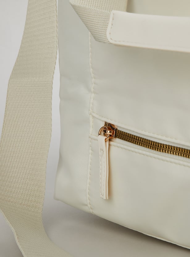 Women Solid Handheld Bag