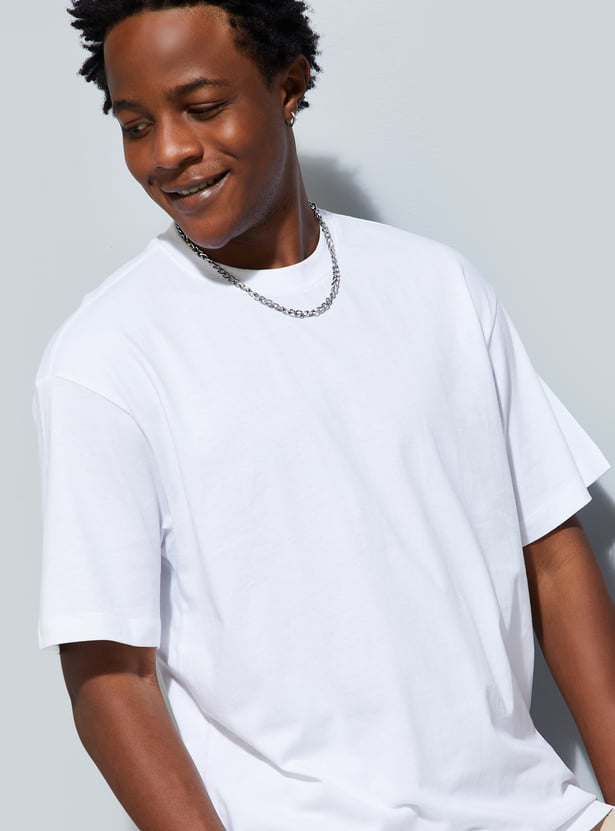 Buy URB_N Men Relaxed Fit Solid T-shirt Online at just Rs