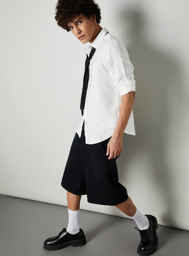 Men Regular Fit Solid Casual Shirt
