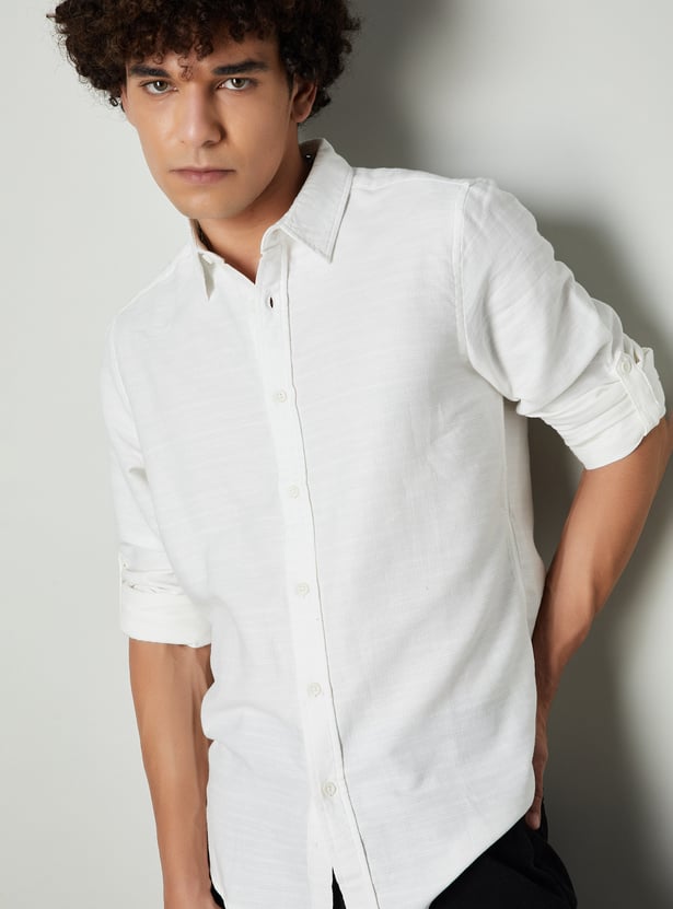 Men Regular Fit Solid Casual Shirt