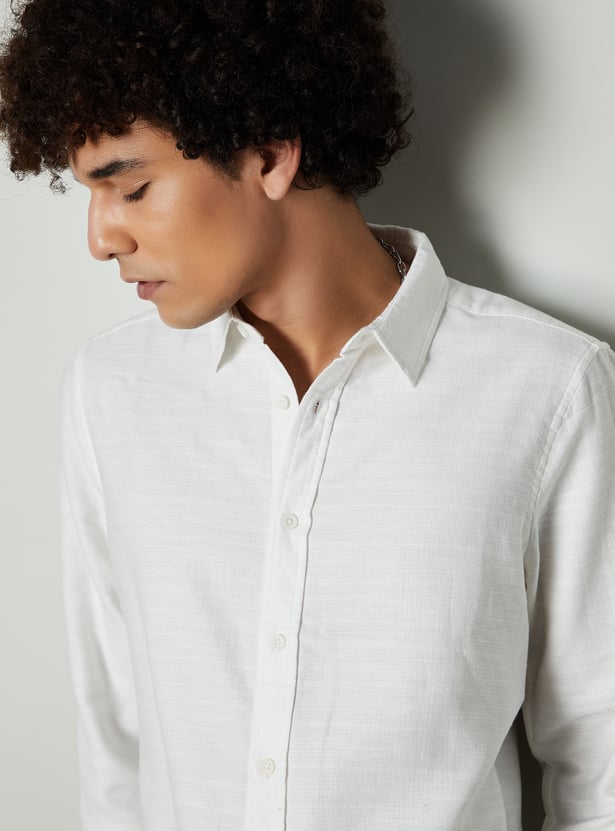 Men Regular Fit Solid Casual Shirt