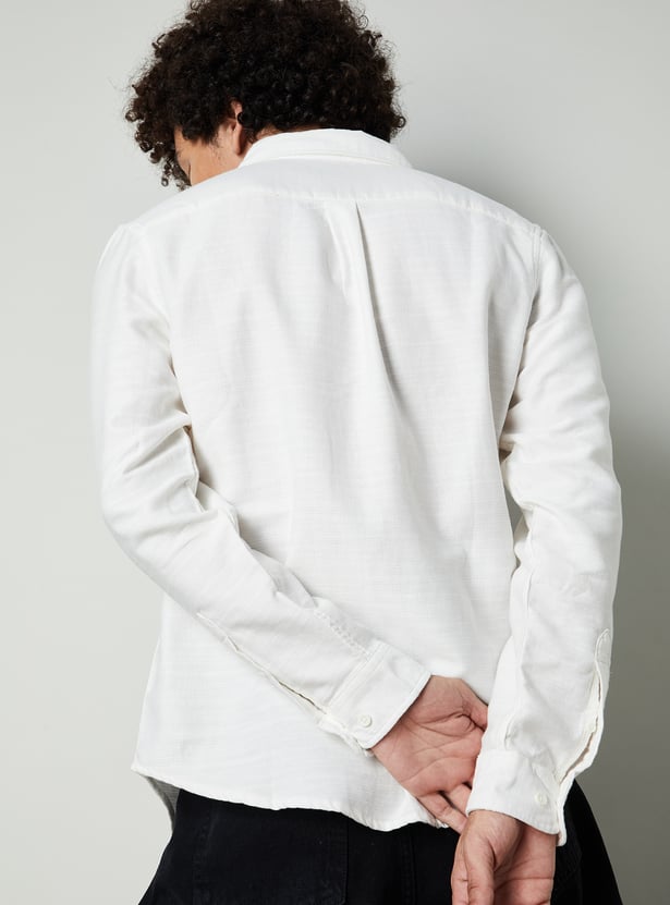 Men Regular Fit Solid Casual Shirt