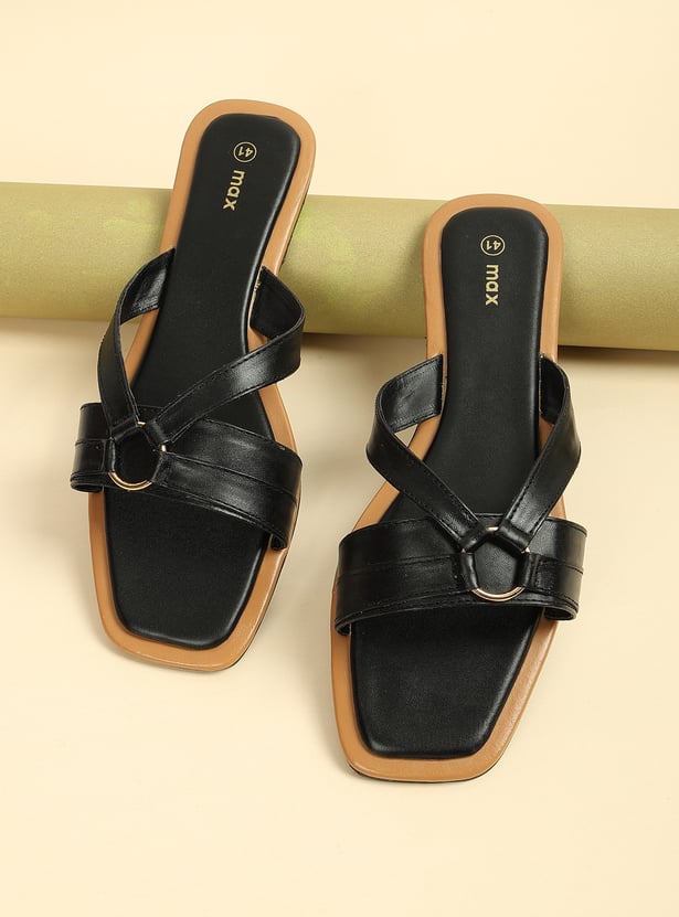 Women Solid Flat Sandals