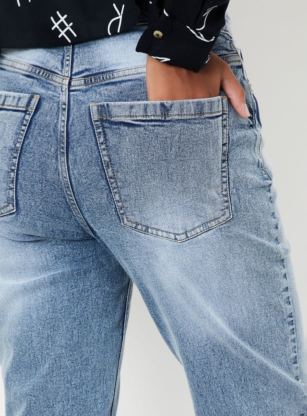 Women Straight Fit Washed Jeans