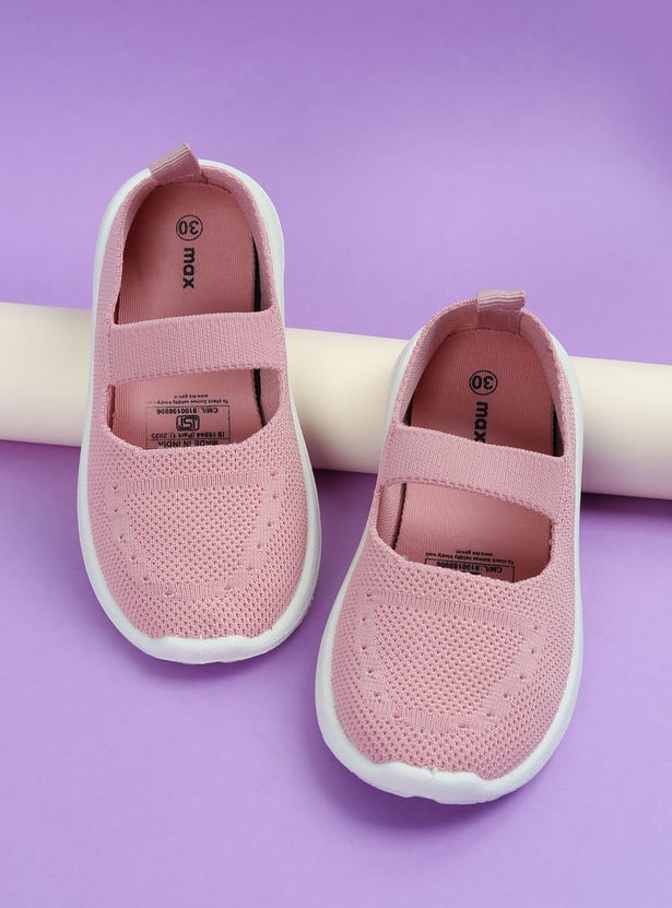 Girls Knit Slip-On Sports Shoes