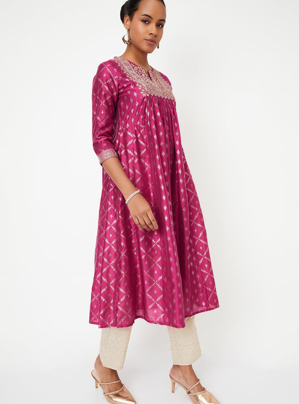 Kalki x Max Women Foil Printed Kalidar Kurta