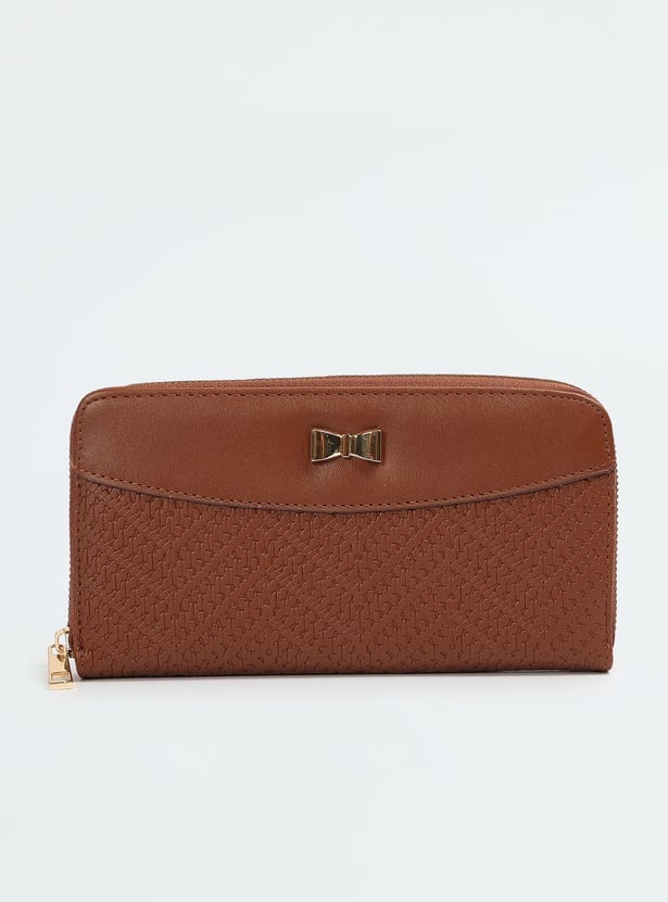 Women Textured Zip Around Wallet