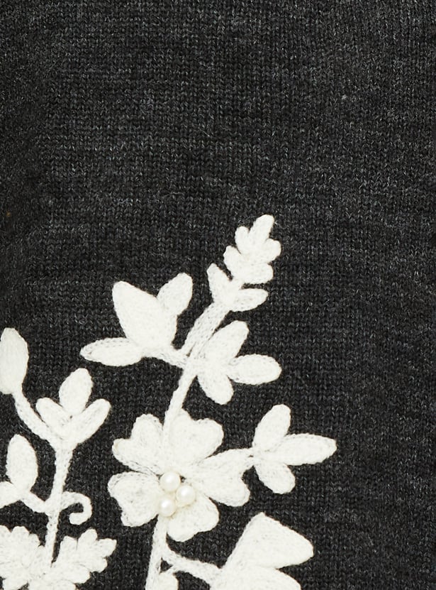 Women Floral Embroidered Cardigan