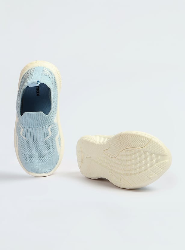 Boys Printed Slip-On Sports Shoes