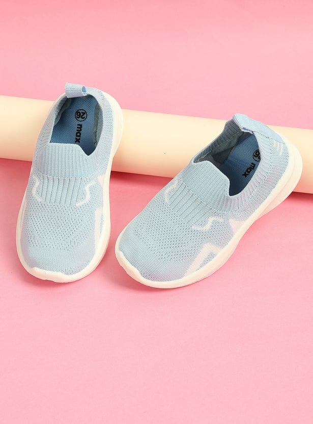 Boys Printed Slip-On Sports Shoes