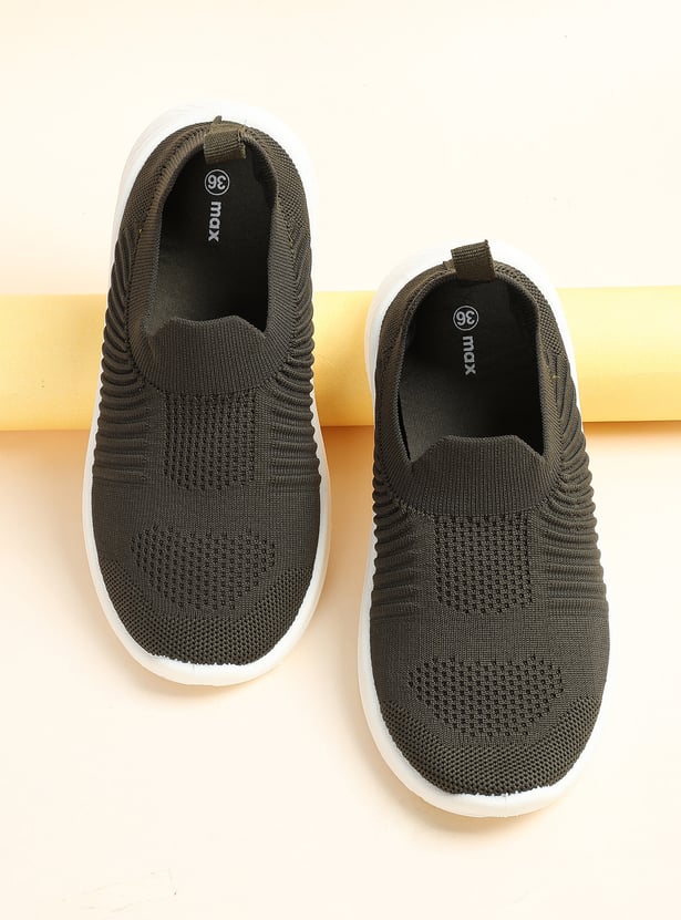 Boys Knit Slip-On Sports Shoes