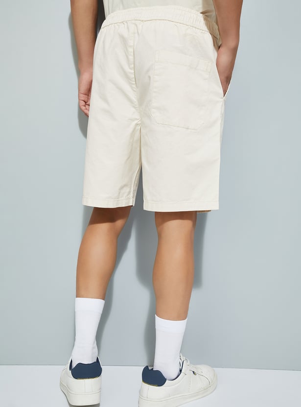 URB_N Men Slim Fit Solid Shorts