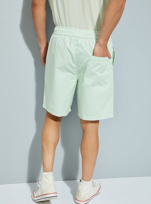 URB_N Men Slim Fit Solid Shorts