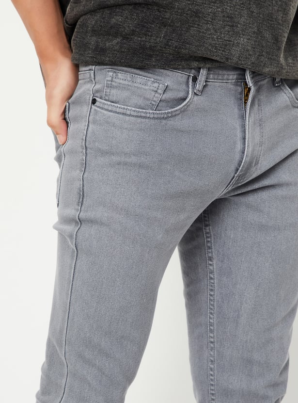 Buy Men Skinny Fit Washed Jeans Online at just Rs. 699.0