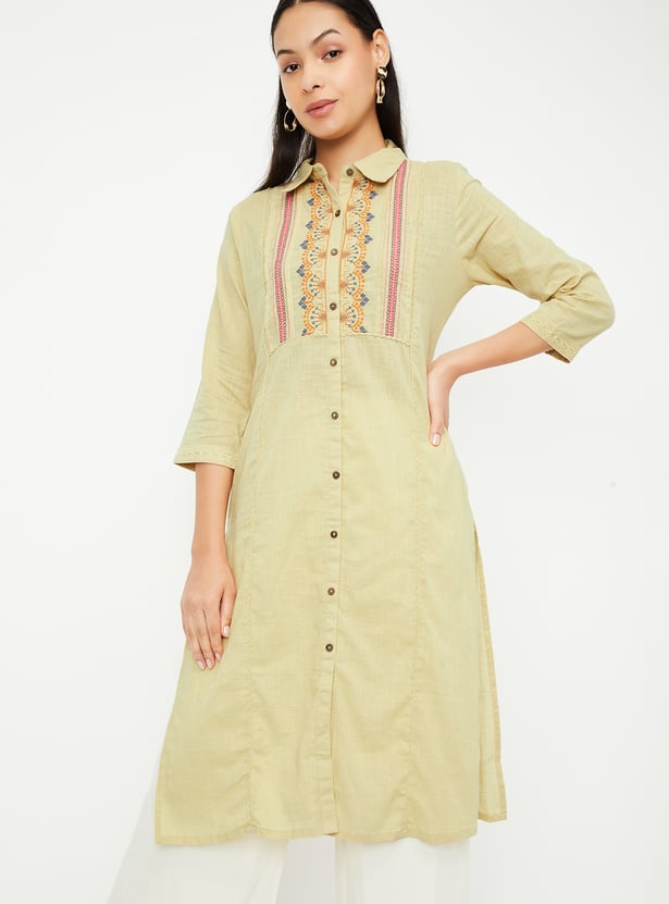 Women Embroidered Yoke Straight Kurta