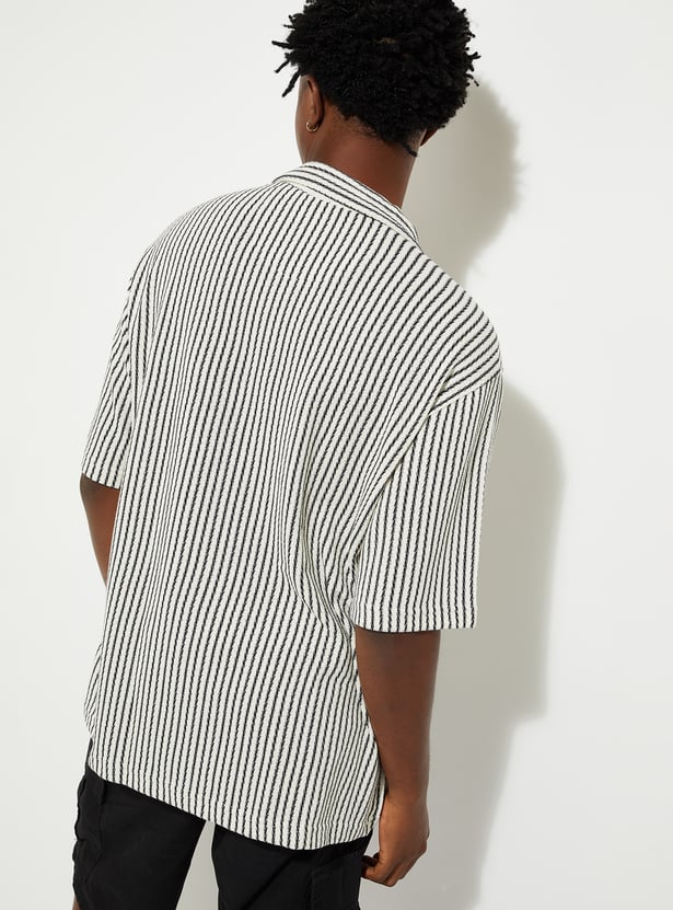 URB_N Men Striped Slim Fit Shirt