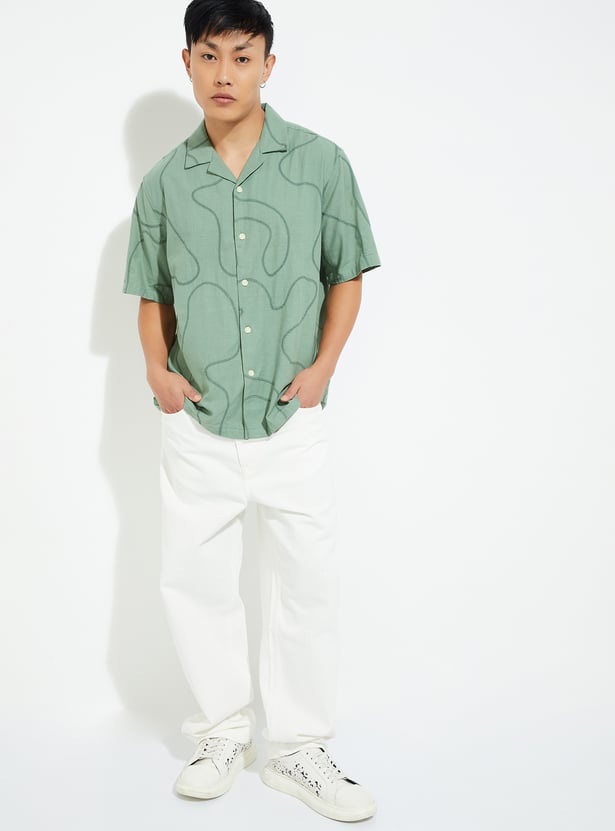 URB_N Men Relaxed Fit Embroidered Resort Shirt