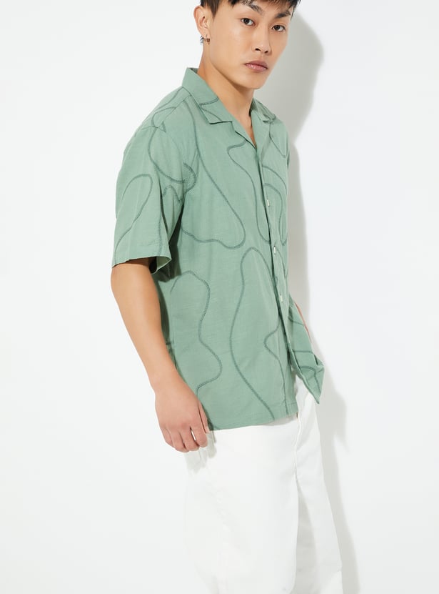 URB_N Men Relaxed Fit Embroidered Resort Shirt