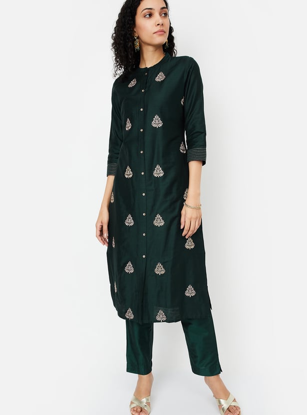 Women Embroidered Straight Kurta