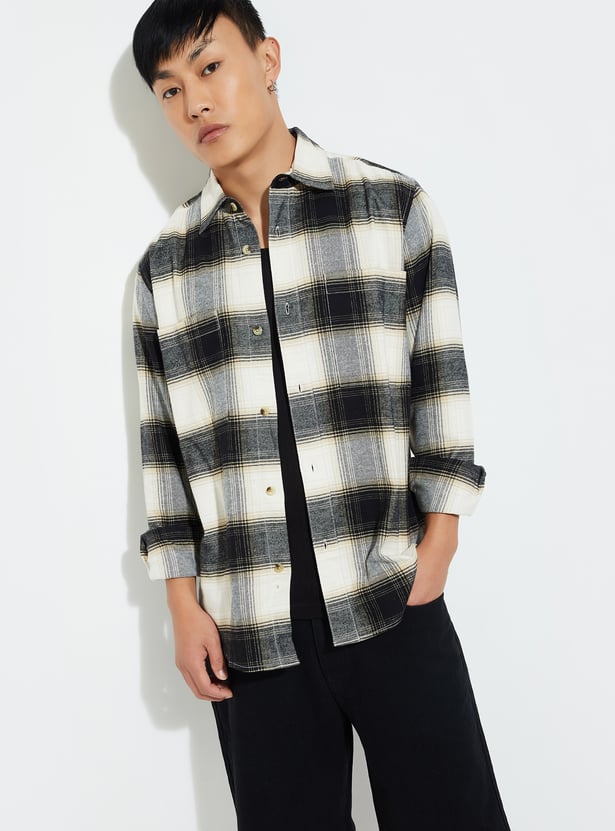 URB_N Men Regular Fit Checked Shirt