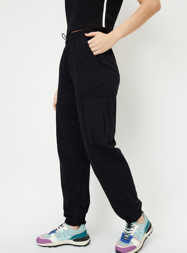 Women Solid Athleisure Cargo Joggers