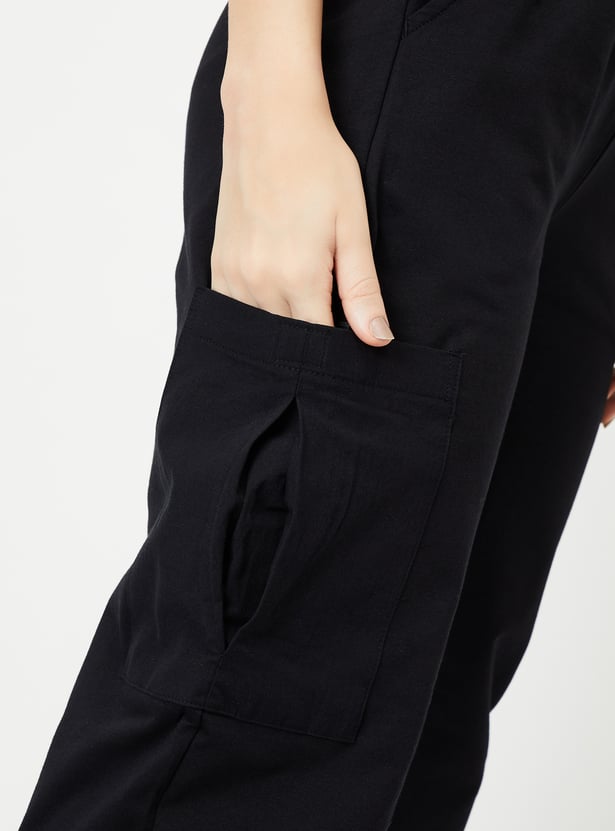 Women Solid Athleisure Cargo Joggers