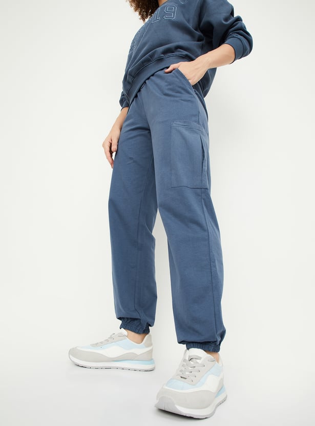 Women Solid Athleisure Cargo Joggers